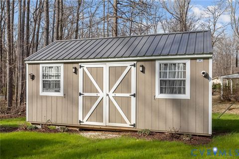 Tiny photo for 16 McCutcheon Avenue, Columbia, VA 23038 (MLS # 2606933)