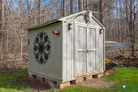 Tiny photo for 16 McCutcheon Avenue, Columbia, VA 23038 (MLS # 2606933)