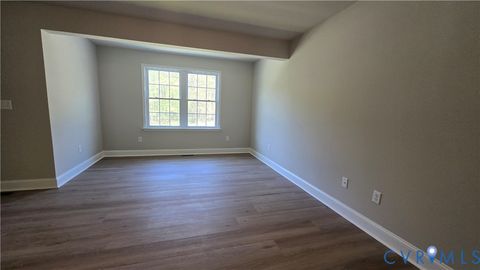 Tiny photo for 25506 Simmons Ave, North Dinwiddie, VA 23803 (MLS # 2608113)