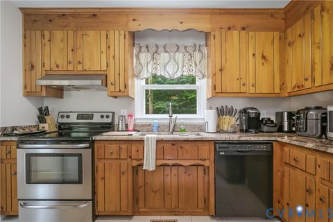 Tiny photo for 14604 Barkwood Court, Chester, VA 23831 (MLS # 2527355)