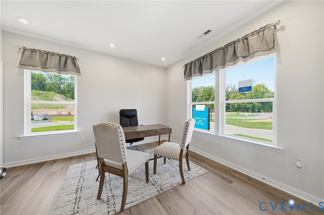 9802 Edgecraft Walk