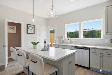 Tiny photo for 9802 Edgecraft Walk, Glen Allen, VA 23059 (MLS # 2625808)