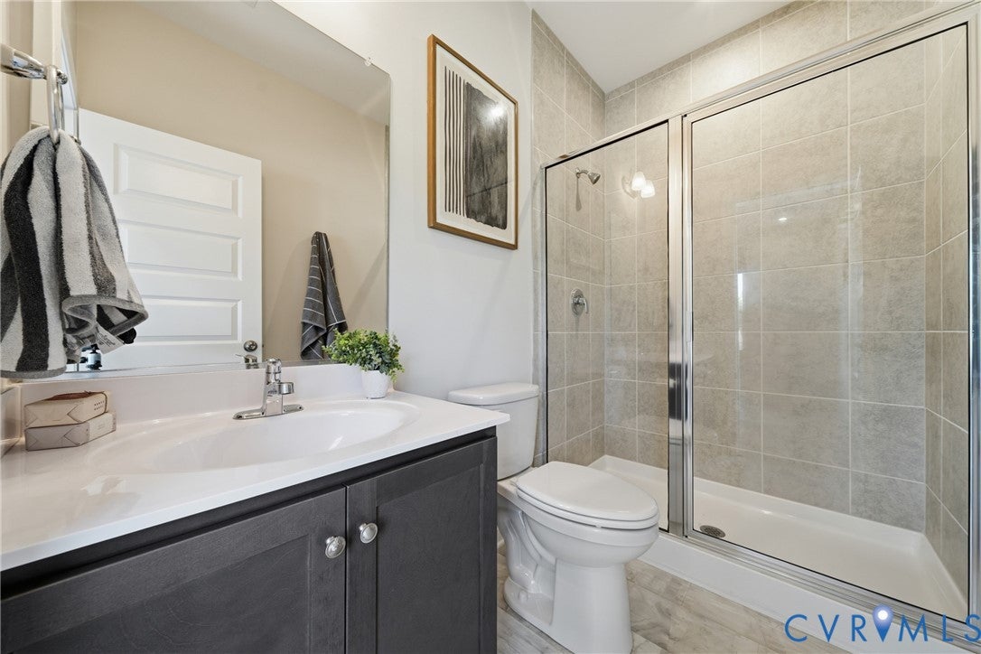 9802 Edgecraft Walk