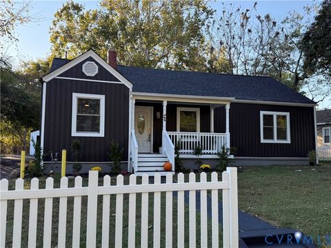 Photo of 204 S Mesa Drive, Hopewell, VA 23860 (MLS # 2529303)