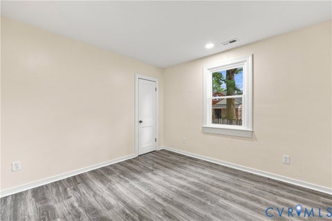 Tiny photo for 656 Battery Place, Colonial Heights, VA 23834 (MLS # 2624396)