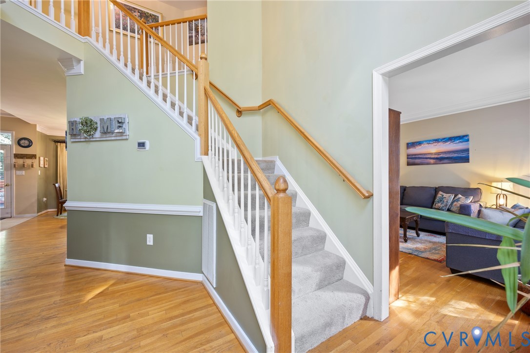 10996 Seward Way