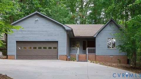 Photo of 1702 Briery Road, Farmville, VA 23901 (MLS # 2530289)
