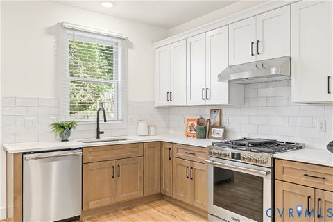 Tiny photo for 3021 E Franklin Street, Richmond, VA 23223 (MLS # 2628009)