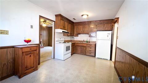 Tiny photo for 3108 Saint Charles Street, Hopewell, VA 23860 (MLS # 2611640)
