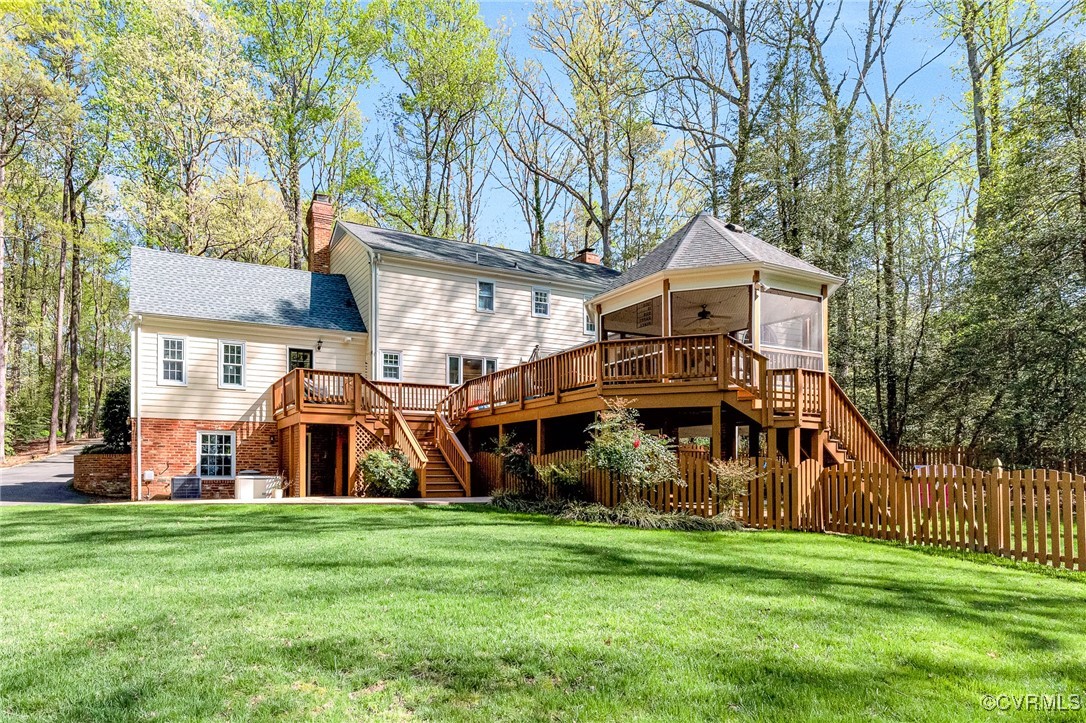 3830 Victoria Lane