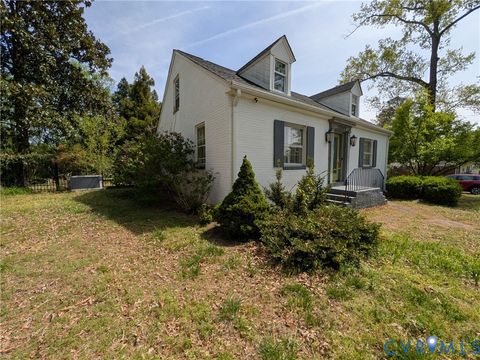 Tiny photo for 12307 Buckingham Street, Chester, VA 23831 (MLS # 2608712)