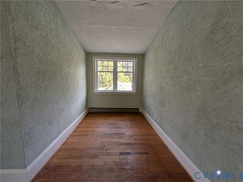 Tiny photo for 12307 Buckingham Street, Chester, VA 23831 (MLS # 2608712)