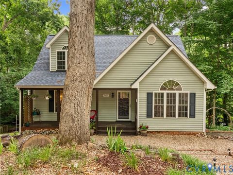 Tiny photo for 7405 Kentucky Derby Drive, Midlothian, VA 23112 (MLS # 2616724)