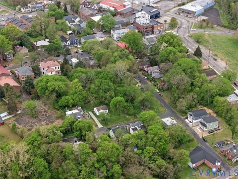 Tiny photo for 626 Gilliam Street, Petersburg, VA 23803 (MLS # 2608657)