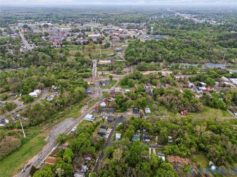 Tiny photo for 626 Gilliam Street, Petersburg, VA 23803 (MLS # 2608657)