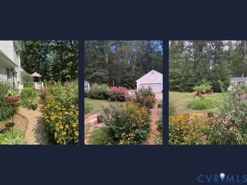 Tiny photo for 4372 Lynnecross Court, Powhatan, VA 23139 (MLS # 2603296)