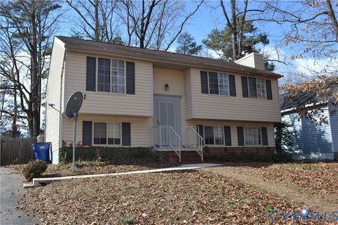 Photo of 5218 Autumnleaf Drive, Ampthill, VA 23234 (MLS # 2603340)