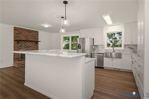 Tiny photo for 3901 Cambridge Place, Hopewell, VA 23860 (MLS # 2528917)