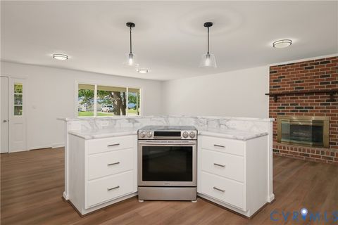 Tiny photo for 3901 Cambridge Place, Hopewell, VA 23860 (MLS # 2528917)