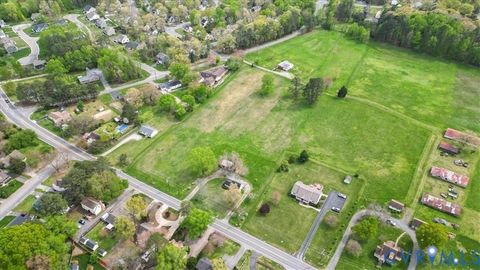 Tiny photo for 9941 Reams Road, North Chesterfield, VA 23236 (MLS # 2528362)