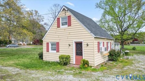Tiny photo for 9941 Reams Road, North Chesterfield, VA 23236 (MLS # 2528362)