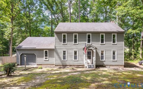 Photo of 3121 Quail Hill Drive, Midlothian, VA 23112 (MLS # 2532658)