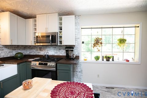 Tiny photo for 2953 Allen Farm Road, Farmville, VA 23901 (MLS # 2618075)