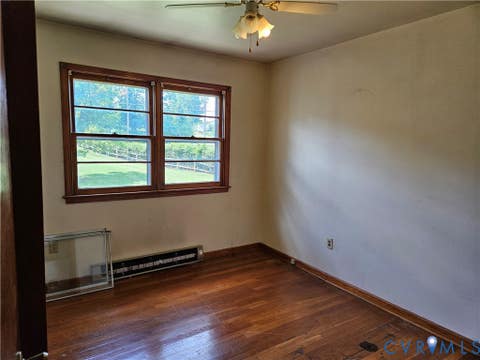 Tiny photo for 147 Chase Street, Bowling Green, VA 22427 (MLS # 2616912)