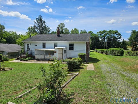 Tiny photo for 147 Chase Street, Bowling Green, VA 22427 (MLS # 2616912)