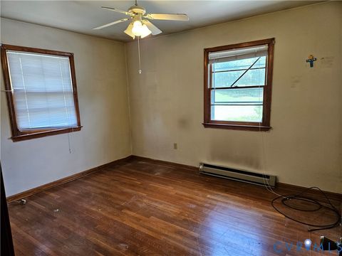 Tiny photo for 147 Chase Street, Bowling Green, VA 22427 (MLS # 2616912)