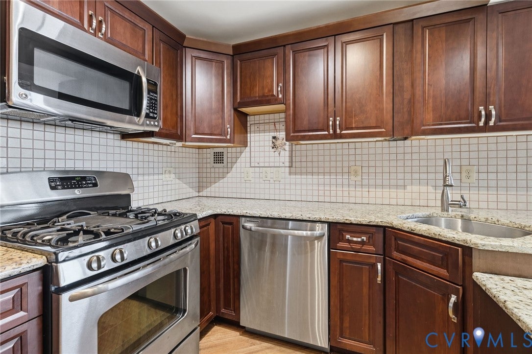 5100 Monument Avenue 601