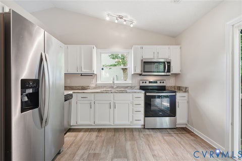 Tiny photo for 716 Glen Cove Drive, Ruther Glen, VA 22546 (MLS # 2625303)