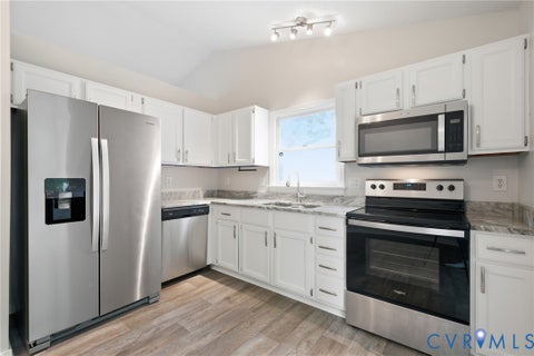 Tiny photo for 716 Glen Cove Drive, Ruther Glen, VA 22546 (MLS # 2625303)