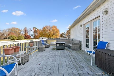 A home in Saluda