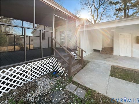 Tiny photo for 2807 Clingman Street, Hopewell, VA 23860 (MLS # 2504001)