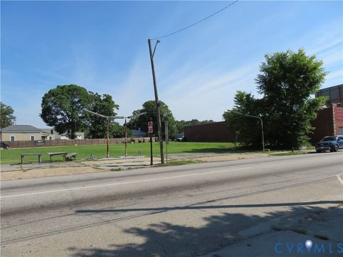 Tiny photo for 717 W Washington Street, Petersburg, VA 23803 (MLS # 2617866)