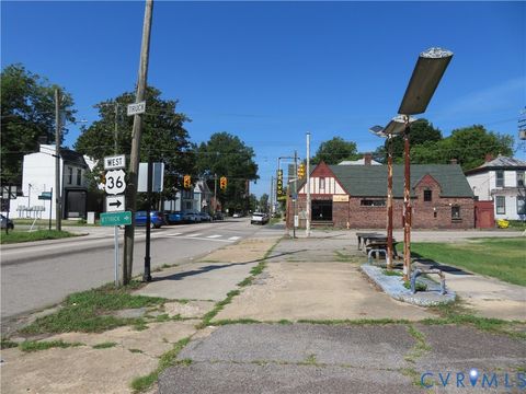 Tiny photo for 717 W Washington Street, Petersburg, VA 23803 (MLS # 2617866)