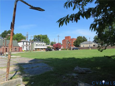 Tiny photo for 717 W Washington Street, Petersburg, VA 23803 (MLS # 2617866)