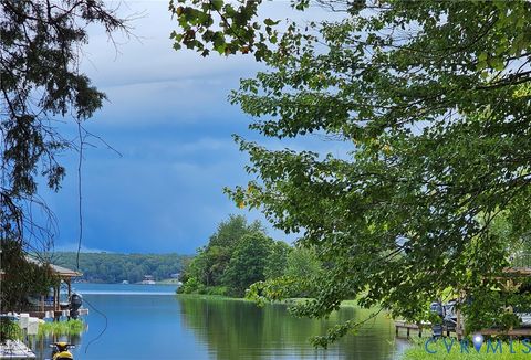 Photo of 6200 Stubbs Cove Lane, Spotsylvania, VA 22551 (MLS # 2522921)