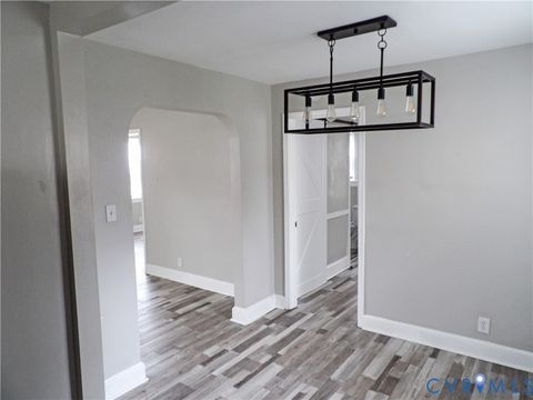 Tiny photo for 2710 Wellington Street, Richmond, VA 23222 (MLS # 2604750)