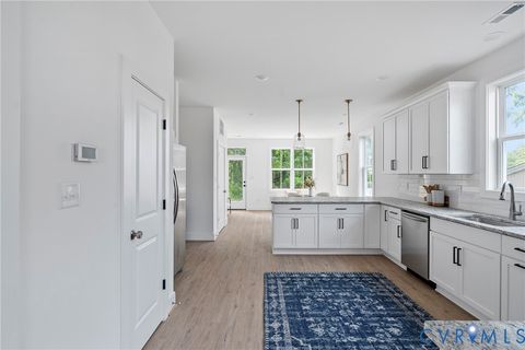 Tiny photo for 4342 North Avenue, Richmond, VA 23222 (MLS # 2612279)
