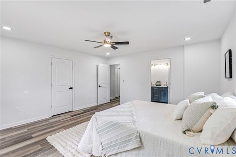 Tiny photo for 331 Shore Street, Petersburg, VA 23803 (MLS # 2610337)