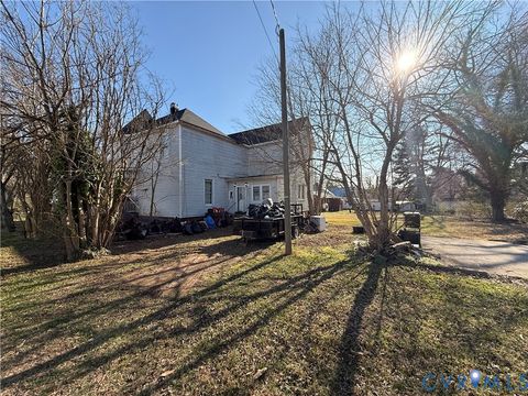 Tiny photo for 1622 12th Street, Victoria, VA 23974 (MLS # 2606715)
