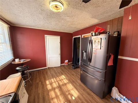 Tiny photo for 1622 12th Street, Victoria, VA 23974 (MLS # 2606715)