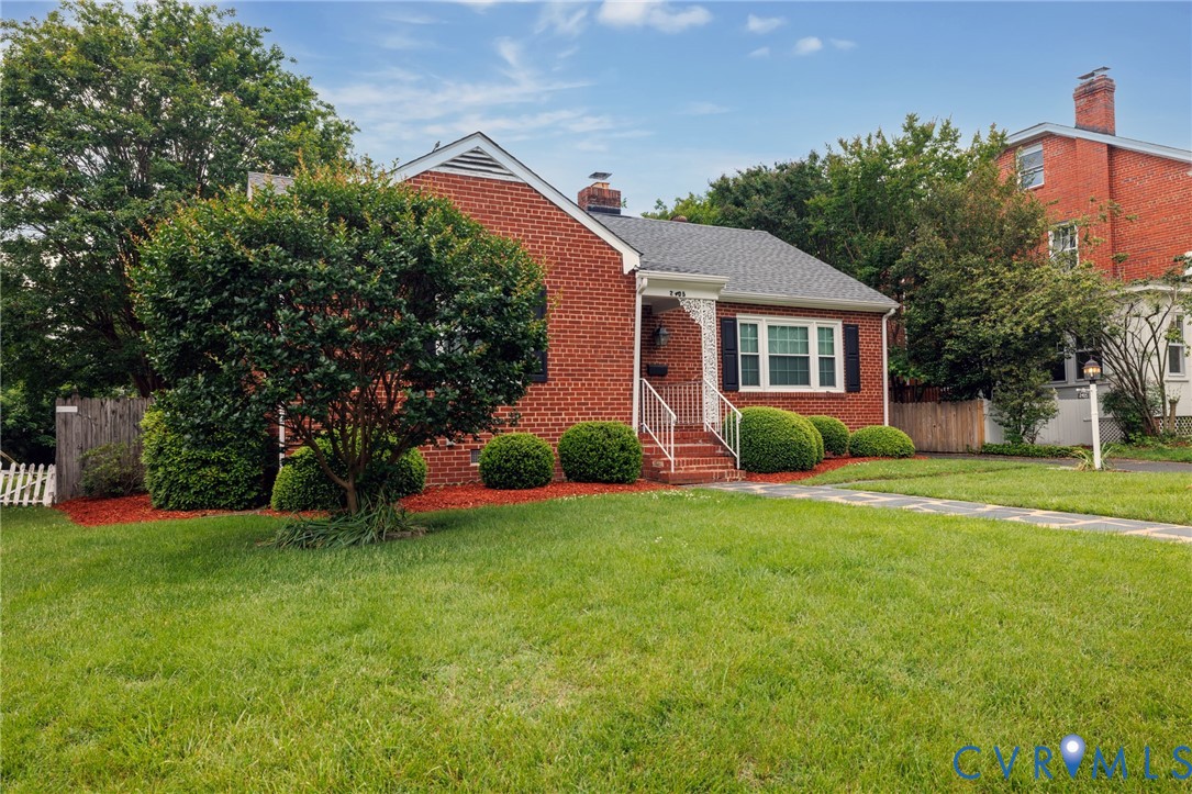 2405 Dumbarton Road