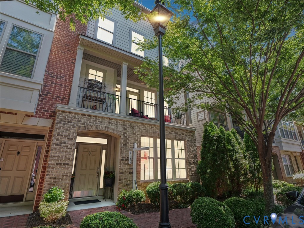 4947 Old Main Street