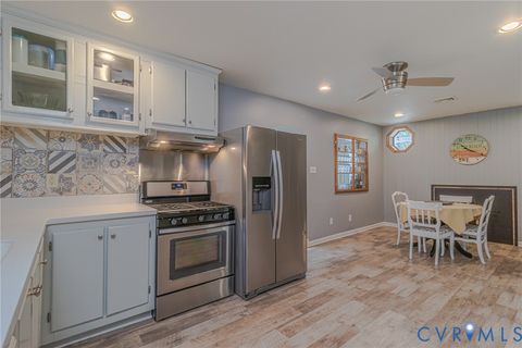 Tiny photo for 100 Beachfront Drive, Heathsville, VA 22473 (MLS # 2612336)