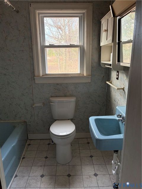 Tiny photo for 275 Anderson Highway, Cumberland, VA 23040 (MLS # 2533145)