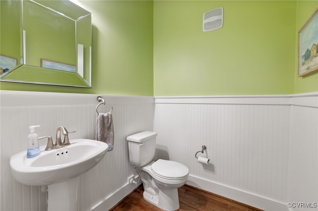 Moseley, Virginia 23120, United States, 3 Bedrooms Bedrooms, ,3 BathroomsBathrooms,Residential,Pending,148649