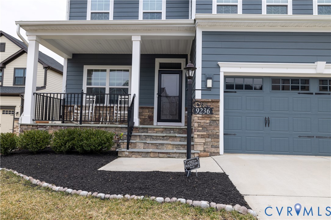 9236 Fairfield Farm Court